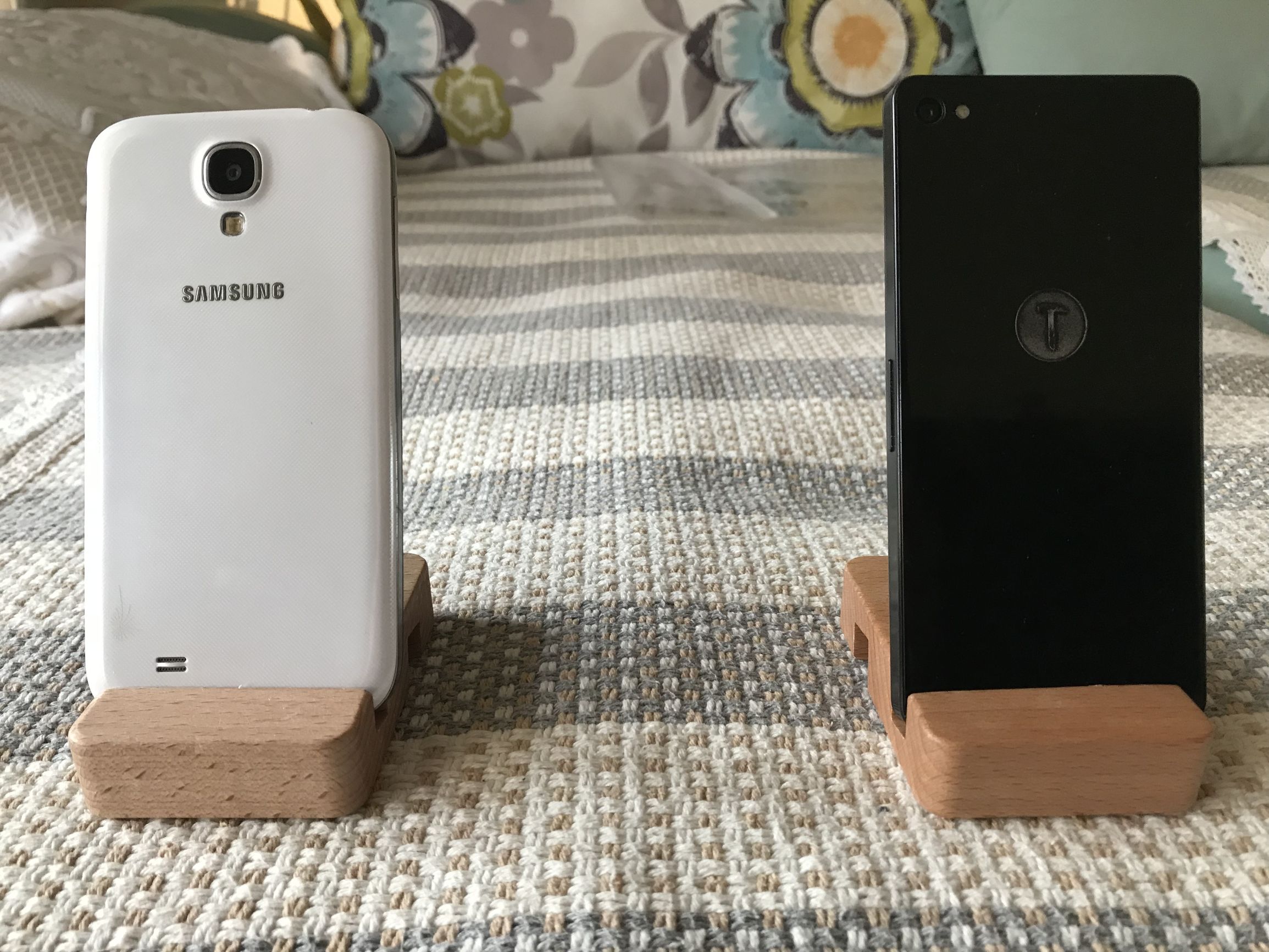 200块买三星曾经的旗舰机？开箱的瞬间以为自己血亏了！