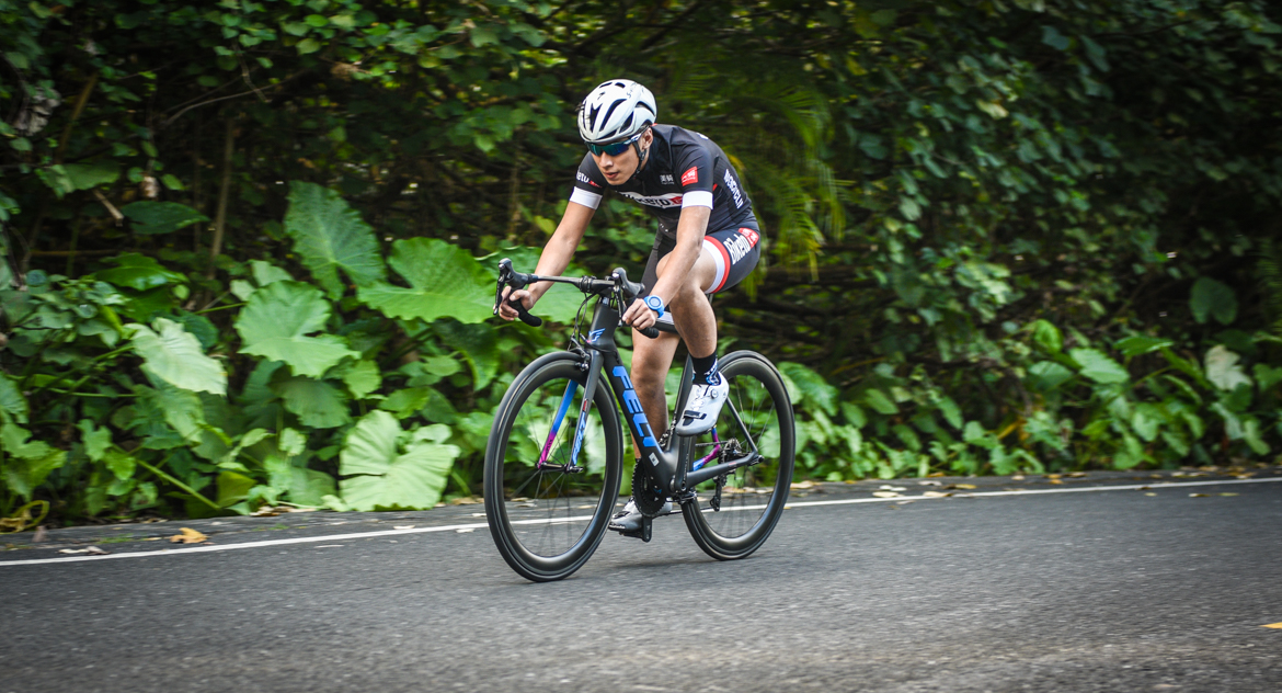 评测:SUUNTO颂拓SpartanTrainer光电心率运动手表