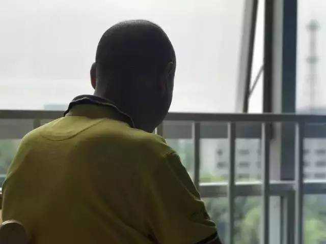 “我就想让他疼，折磨他”……他用木棒打死患癌的亲爹｜然而背后隐情让人叹息