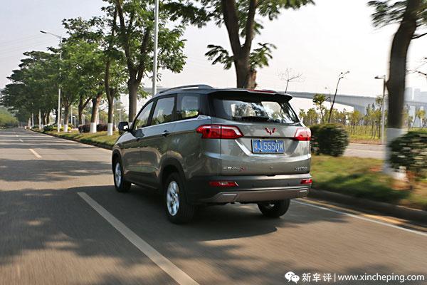 21年宏光s3顶配,宏光s3极光银