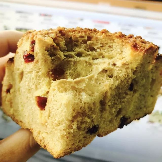 网红柔软拉丝的面包测评,q弹软糯会爆浆的面包测评