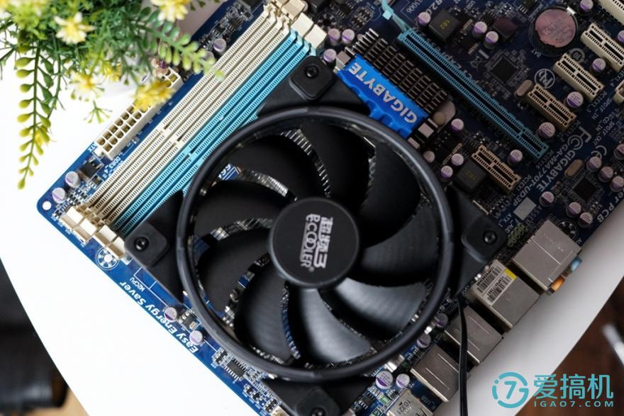 超频三下压式散热器测试,散热效果好