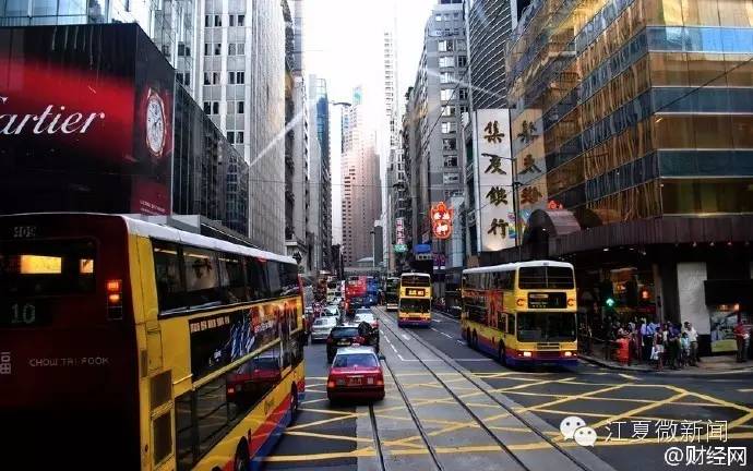 中国第一位入狱童星,曾是当红童星却在28岁入狱