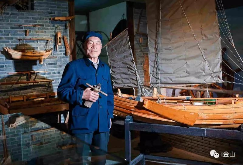 「围观」如果用一个字形容2017年的金山，你们会是什么字？