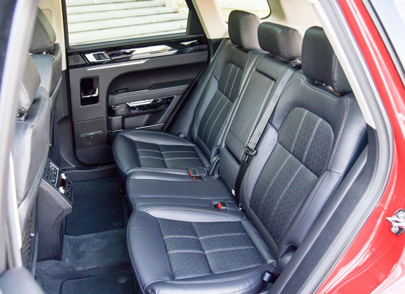 十多万suv四缸四驱省油有科技感车,十多万suv国产车推荐