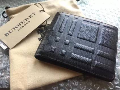 一个美国家庭一个月花销多少,一个美国的家庭