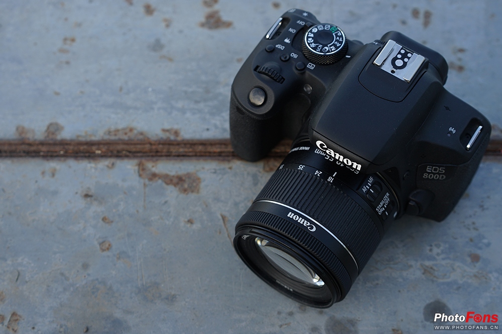 佳能eos800d摄影视频,佳能eos800d拍出来是黑白的