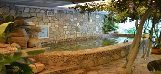 冰火两重天温泉,东北冰火温泉