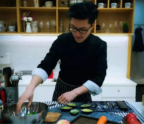 皇后锅懒人餐简单方便优雅,皇后锅懒人美食