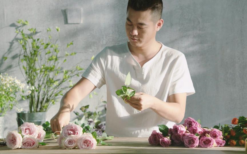 怎么保留花色做干花,如何把鲜花做成干花保留花色