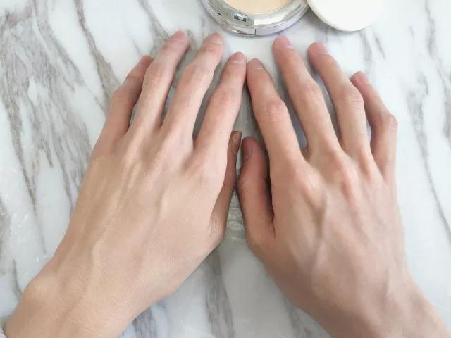 一路开挂底妆全线测评全是大实话,值得买的第一瓶大牌粉底液