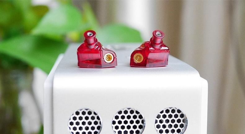 你们都在用的哪款耳机,你们都用过哪些耳机