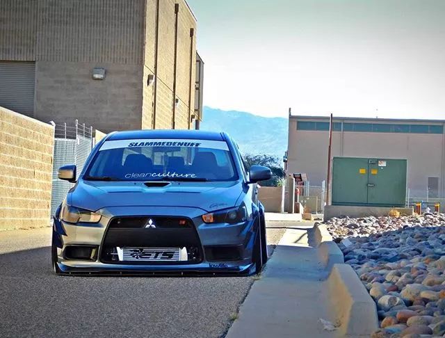 三菱evo对比翼神evo,三菱翼神改evo多少钱