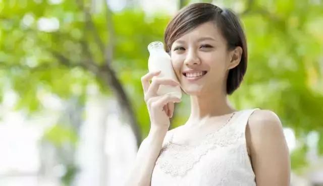 常喝豆浆的女人,女人常喝牛奶和常喝豆浆