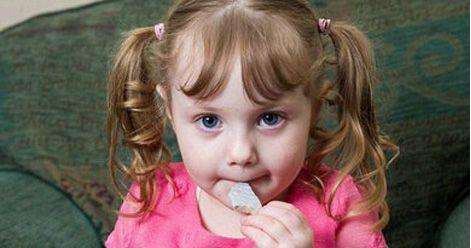 异食癖吃卫生纸怎样治好,异食癖是缺乏什么引起