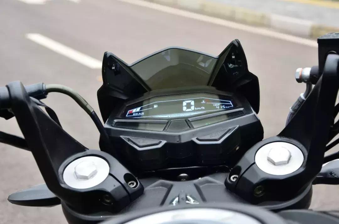 新感觉双缸250街车,新感觉双缸250新版官网