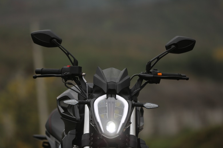 新感觉250双缸二手多少钱,新感觉250双缸多少匹马力