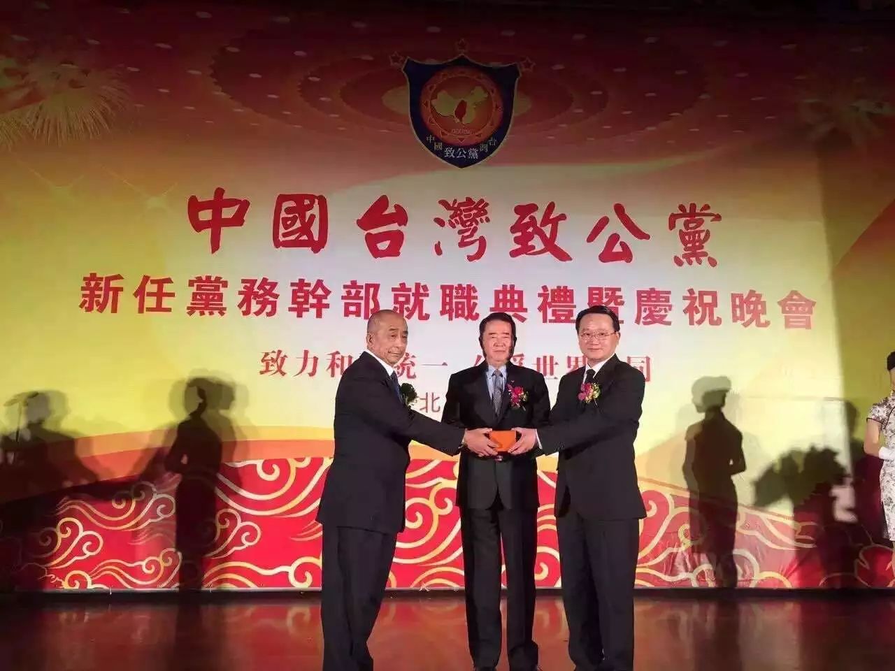 张家口手机台今日新闻,张家口晚间新闻