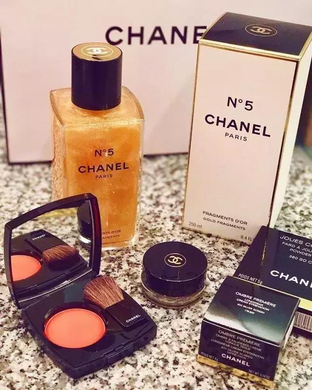 armani香水绝版,armani的香水和口红好吗