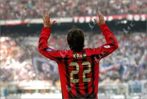 那个偷走人们初恋的足球美少男，终于在16年后说了分手！