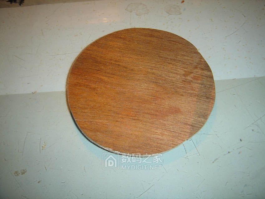 终于可以踏入短波无线电的大门了！自制小功率等幅电报收发信机