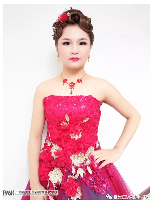 欧式时尚party妆,一般用于晚宴妆影视妆舞台妆