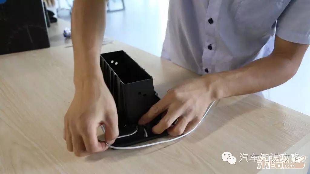 汽车加装后排ipad屏幕,汽车加装ipad做娱乐系统