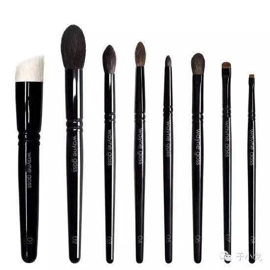 出门旅行都需要带什么东西,旅游必备带的化妆品有哪些