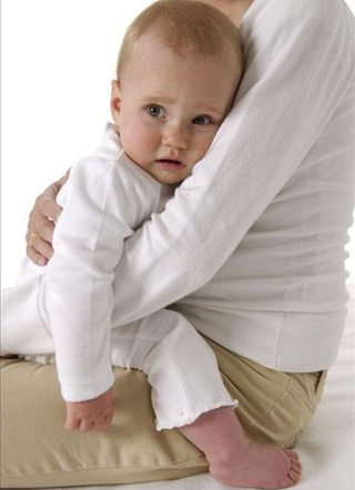 国外小孩感冒到治愈的过程,儿童生病不吃药能自愈吗