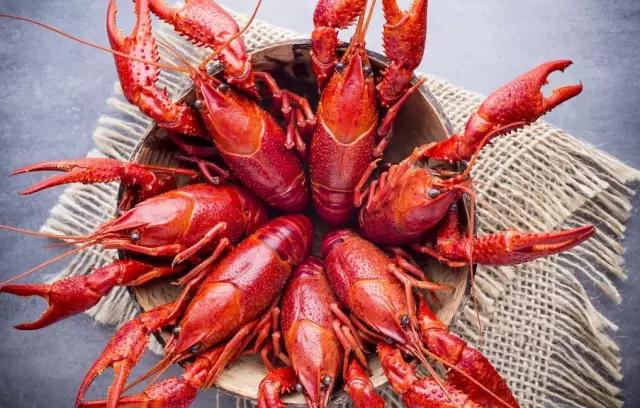 最火爆人气高的夜宵,今年上海最火的宵夜店