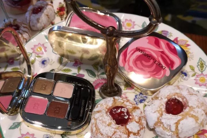 2018chanel鏂板搧缇庡鑵孩,2020鎶栭煶鐖嗘缇庡