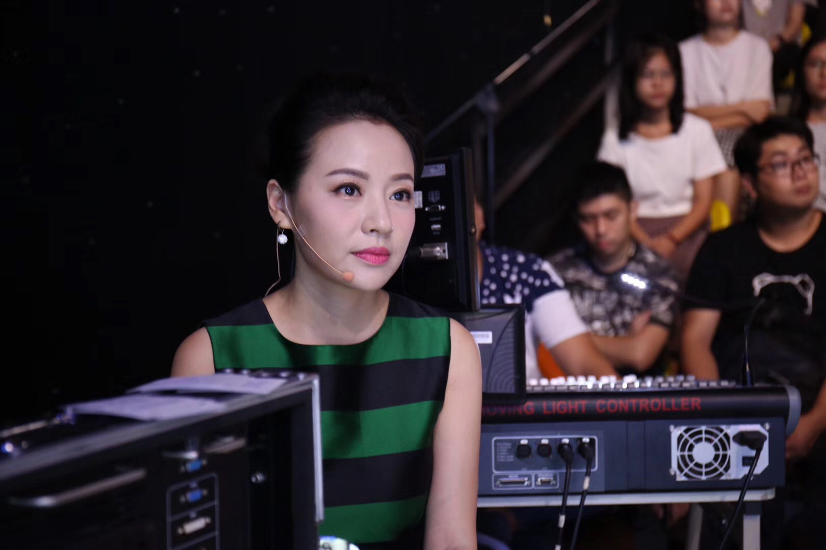 梁音主持人视频,主持人梁音的抖音