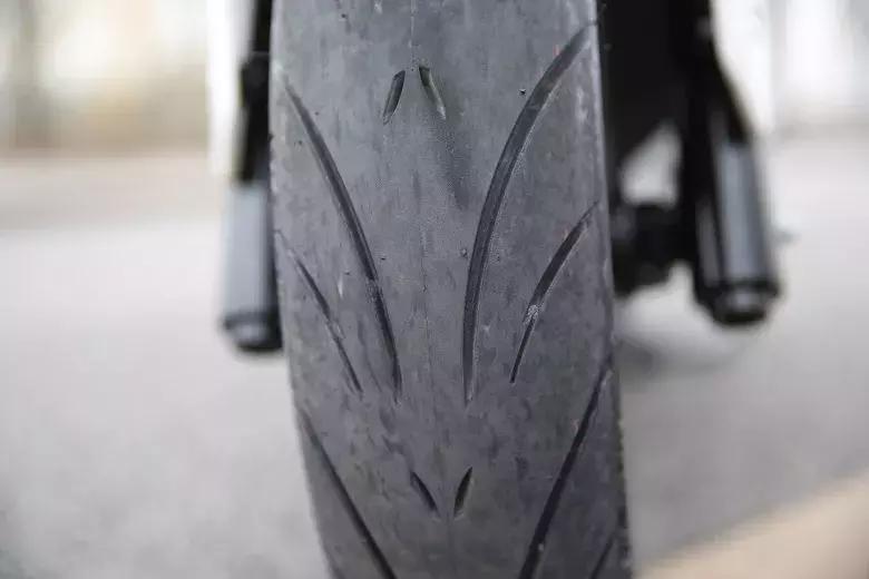 牛摩评测新感觉250双缸街车,牛摩测评赛科龙