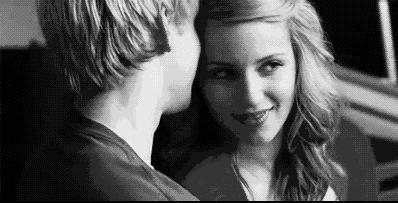 跟女生聊天聊得太久没话题了,和女生没话题如何找话题聊天