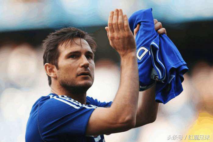 足坛十大离世球星,足坛各大球星退役时刻