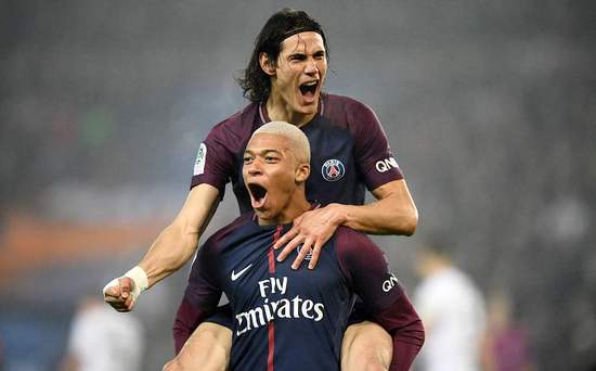 野兽式助攻！皇马VS大巴黎，1.8亿新星这花式脚法马塞洛能扛住吗