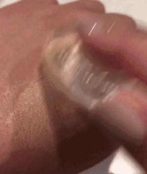 脸上有绒毛浮粉应该怎么办,脸上擦粉老是有浮粉怎么办