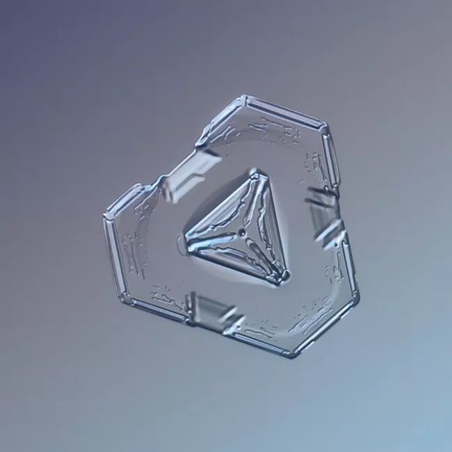 历时8年用微距镜头拍摄的雪花,超级微距拍摄雪花