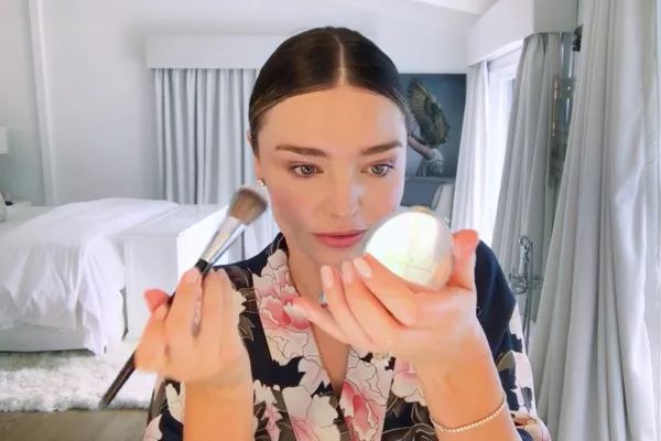 年尾各种趴，别担心，学会这三种妆，进可撩汉退可撩妹