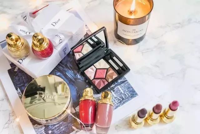 blingbling的圣诞限定不完全晒单｜买买买的幸福力