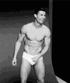 深藏不露的才是一个男人最大底牌,深藏不露是什么东西