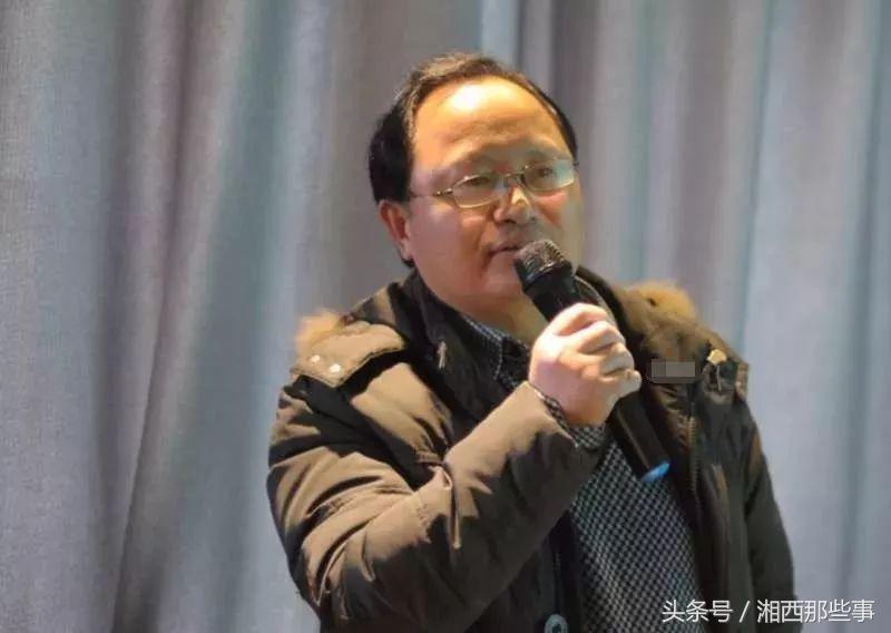 35岁，不想虚度人生，骑摩托车穿越青藏高原，写三本书还多次获奖