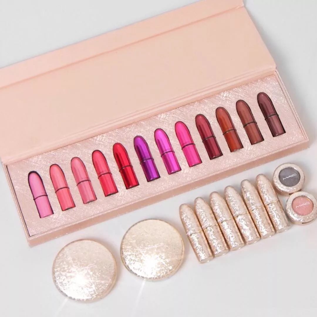 圣诞节礼物送女朋友预算1000,圣诞节给女朋友送什么礼物比较好