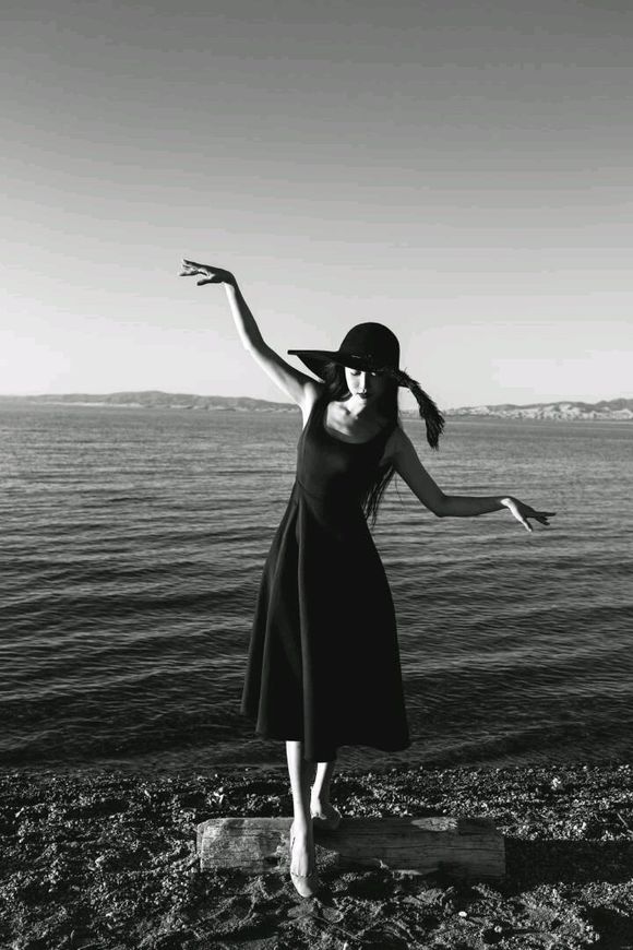 iphone唯美壁纸女神,苹果锁屏壁纸高清唯美美女