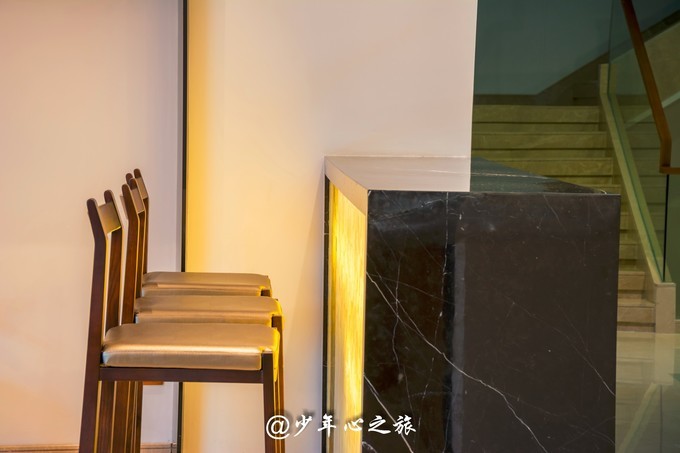 世界五大温泉胜地 (温泉旅游攻略全球六大最美温泉)