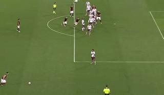 他是76一代唯一未退役巨星,40岁还秒射,效忠23载竟被逼退