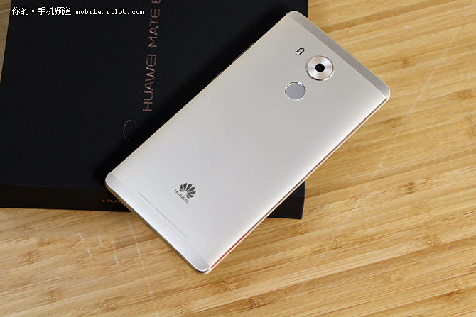 买手机一定要看性能吗,买手机别只看配置