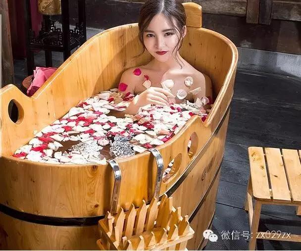 卫生间太小放不下浴桶,卫生间太小不要洗漱台