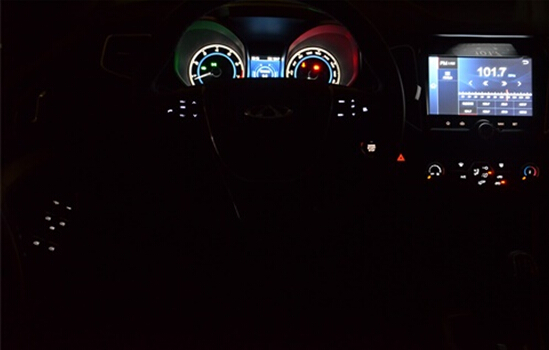 奇瑞瑞虎81.5试驾,瑞虎5x1.5自吸试驾视频