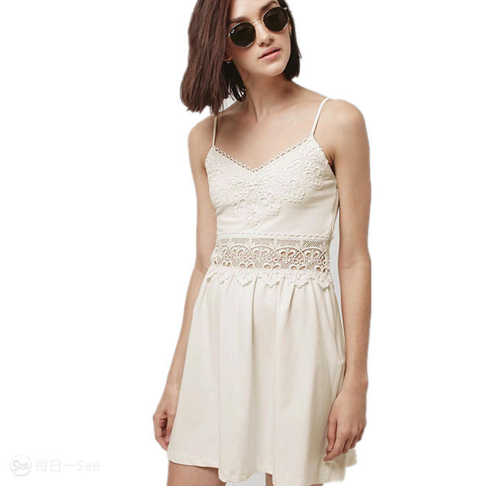 五一帮你搭：吊带裙PK碎花裙，去海边你更爱哪个？